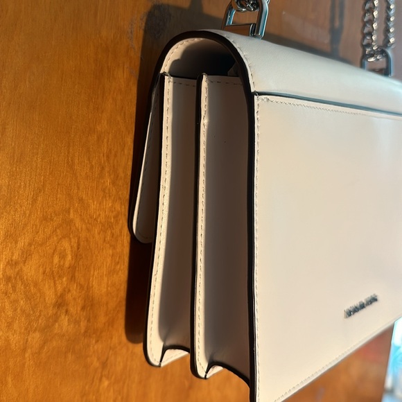 Michael Kors White Crossbody handbag brand new! - Picture 6 of 12